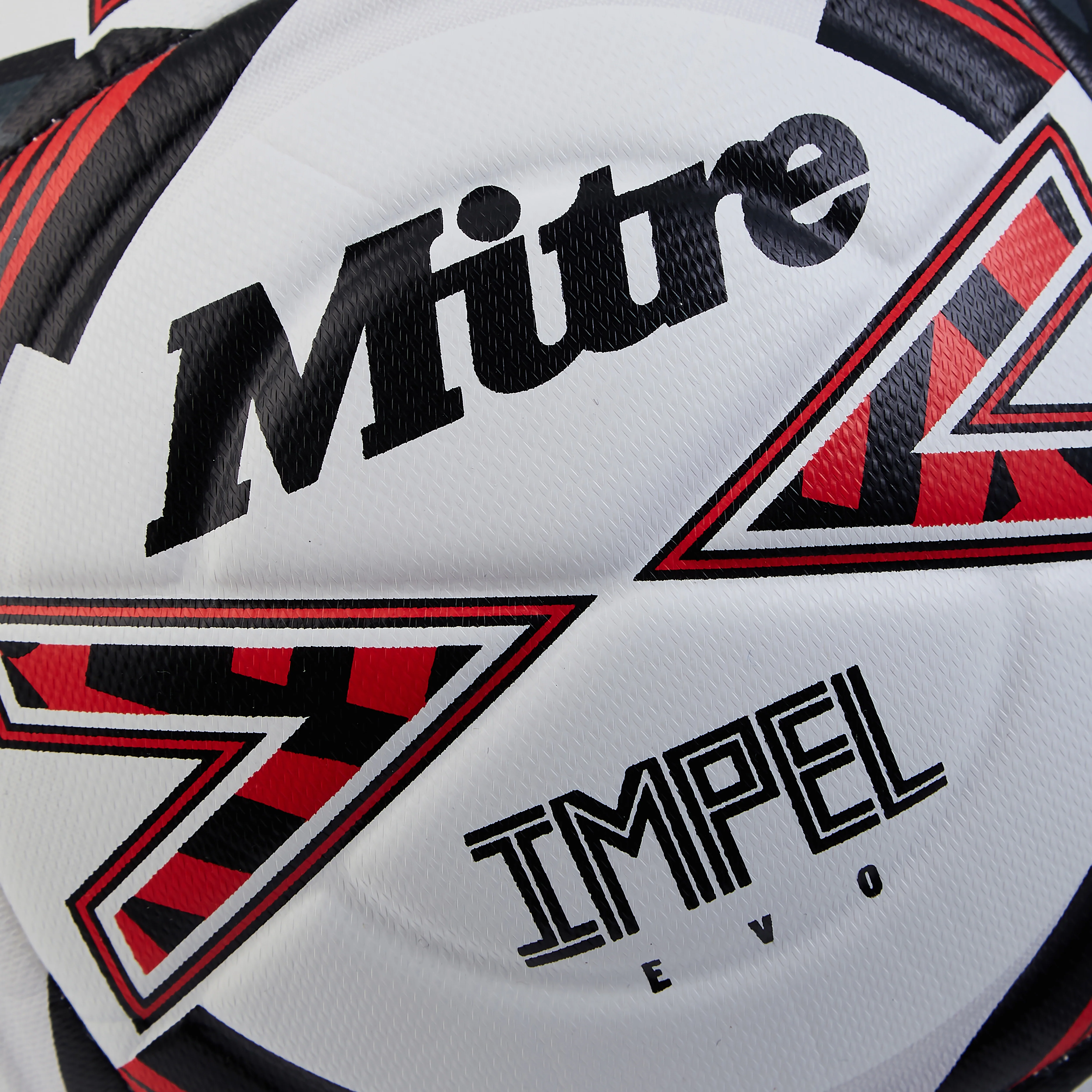 Impel Evo Football White/Black - Image 4