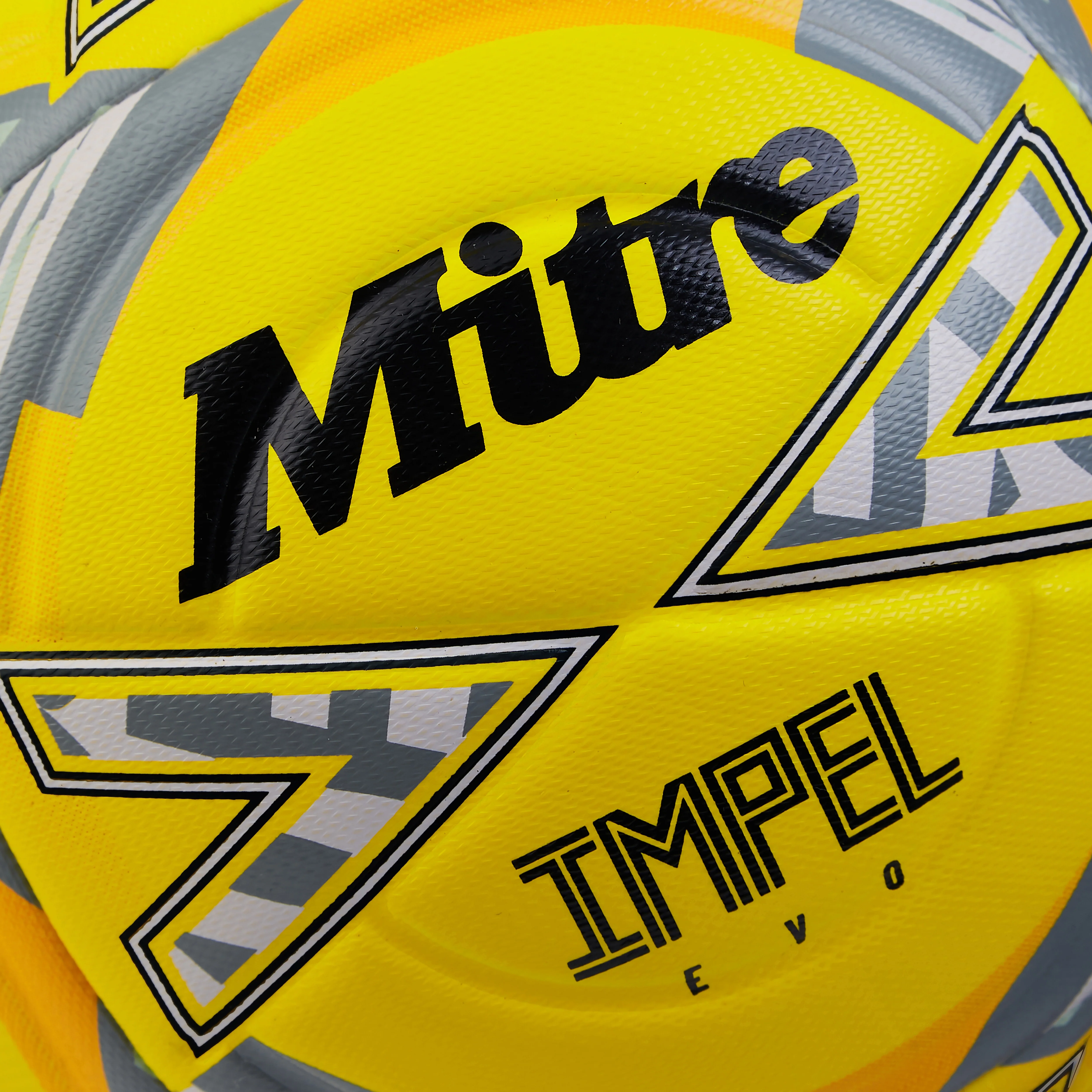 Impel Evo Football Yellow/Black - Image 4