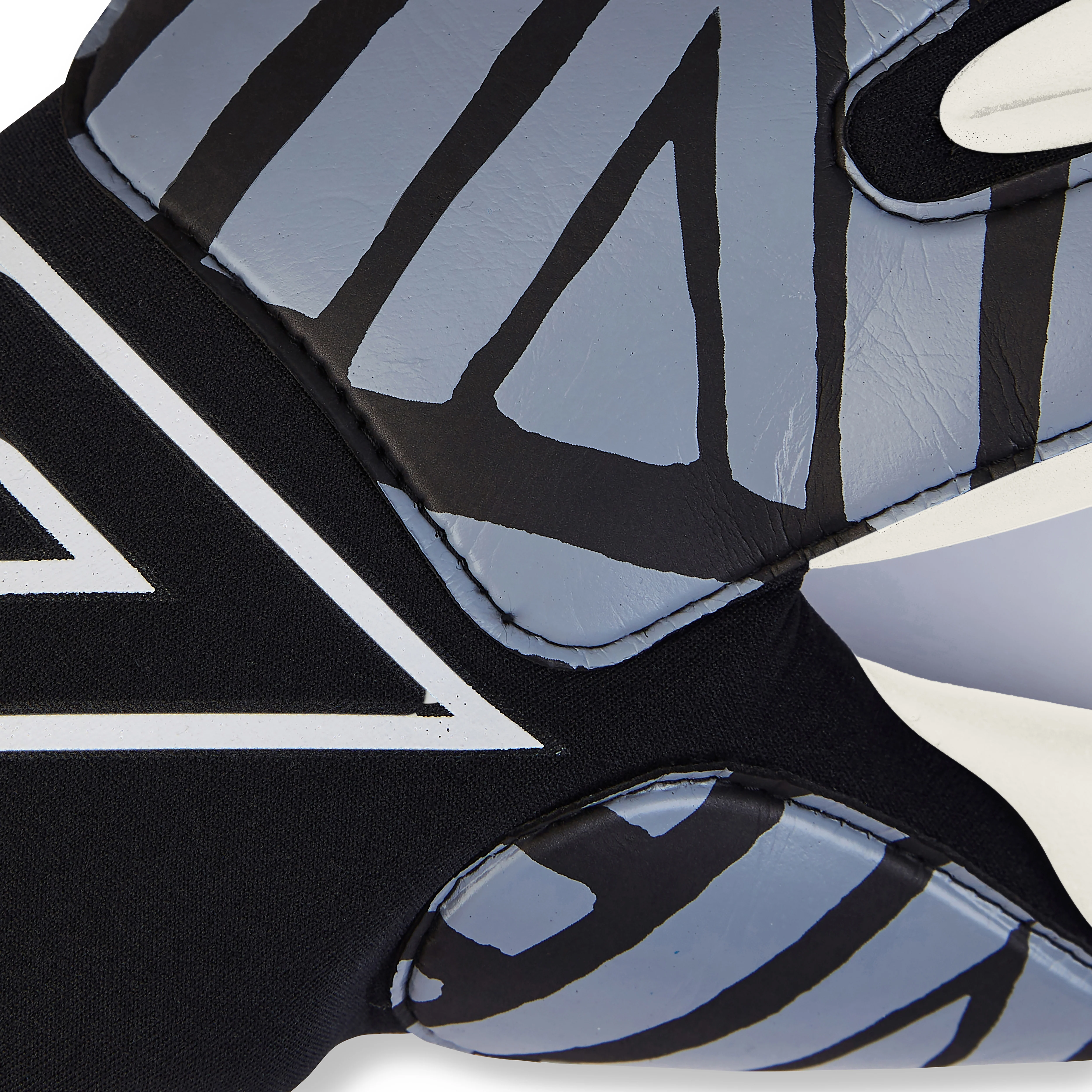 Impel Glove Black/Grey - Image 5
