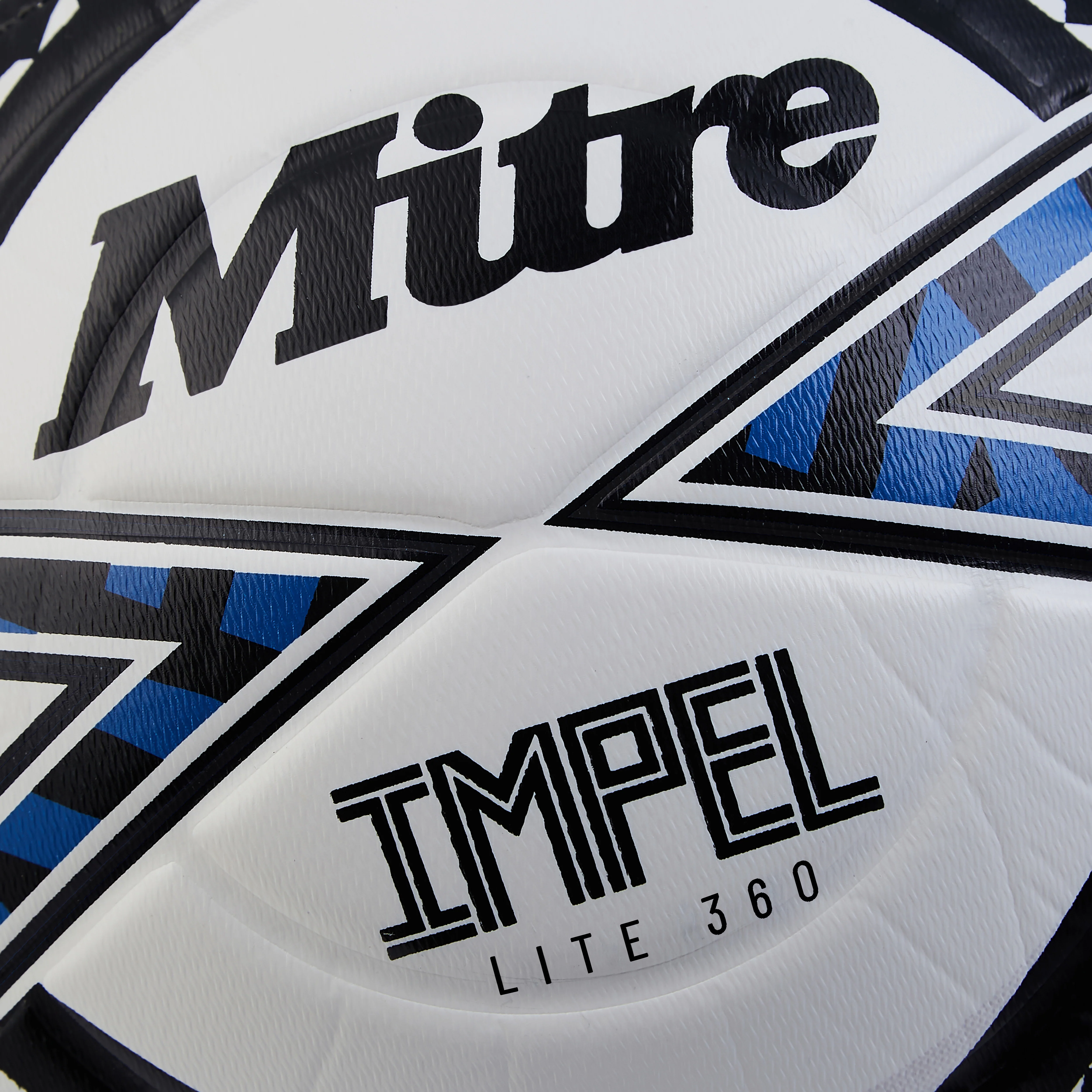 Impel Lite 360 Football White/Black - Image 4