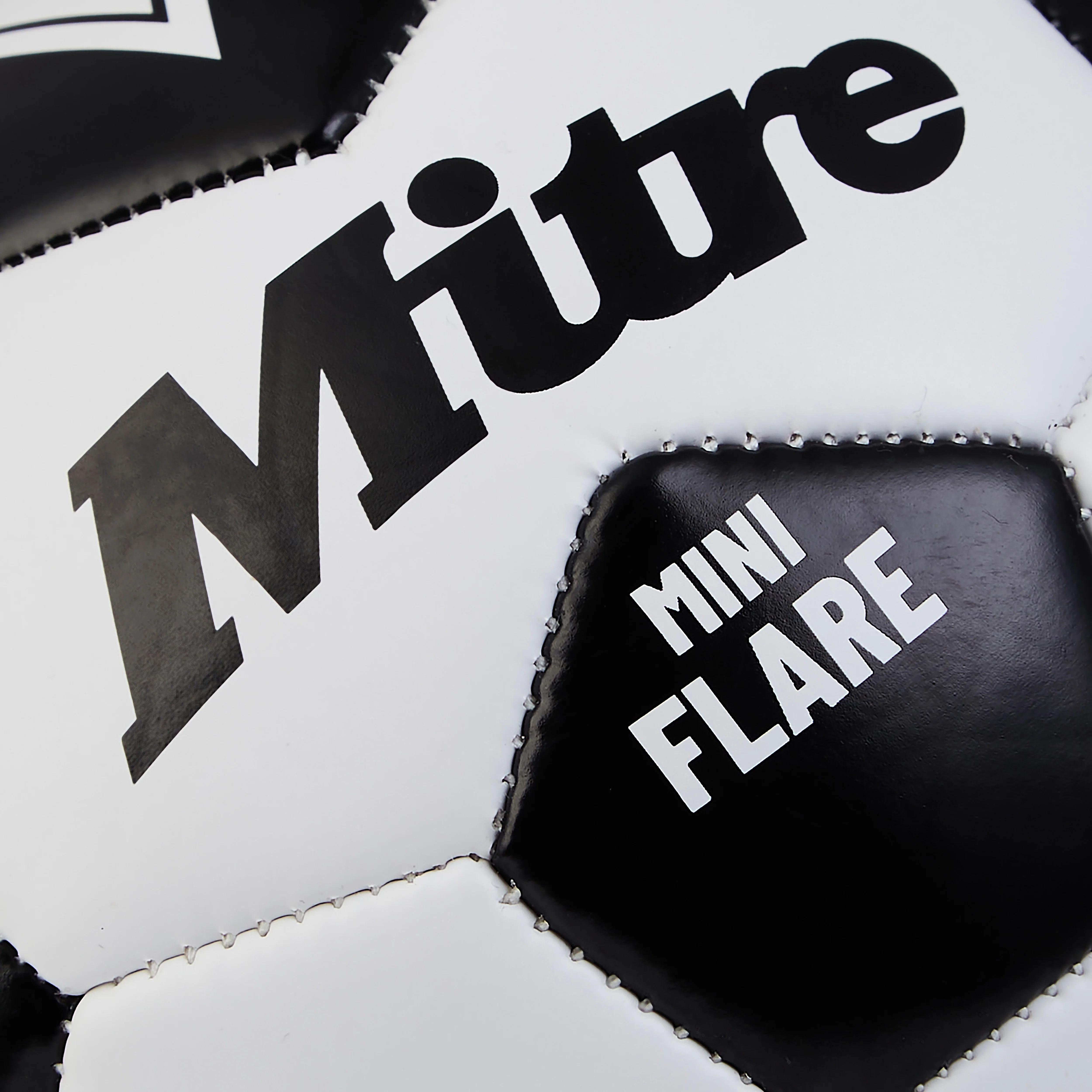 Mini Flare Football White/Black - Image 4