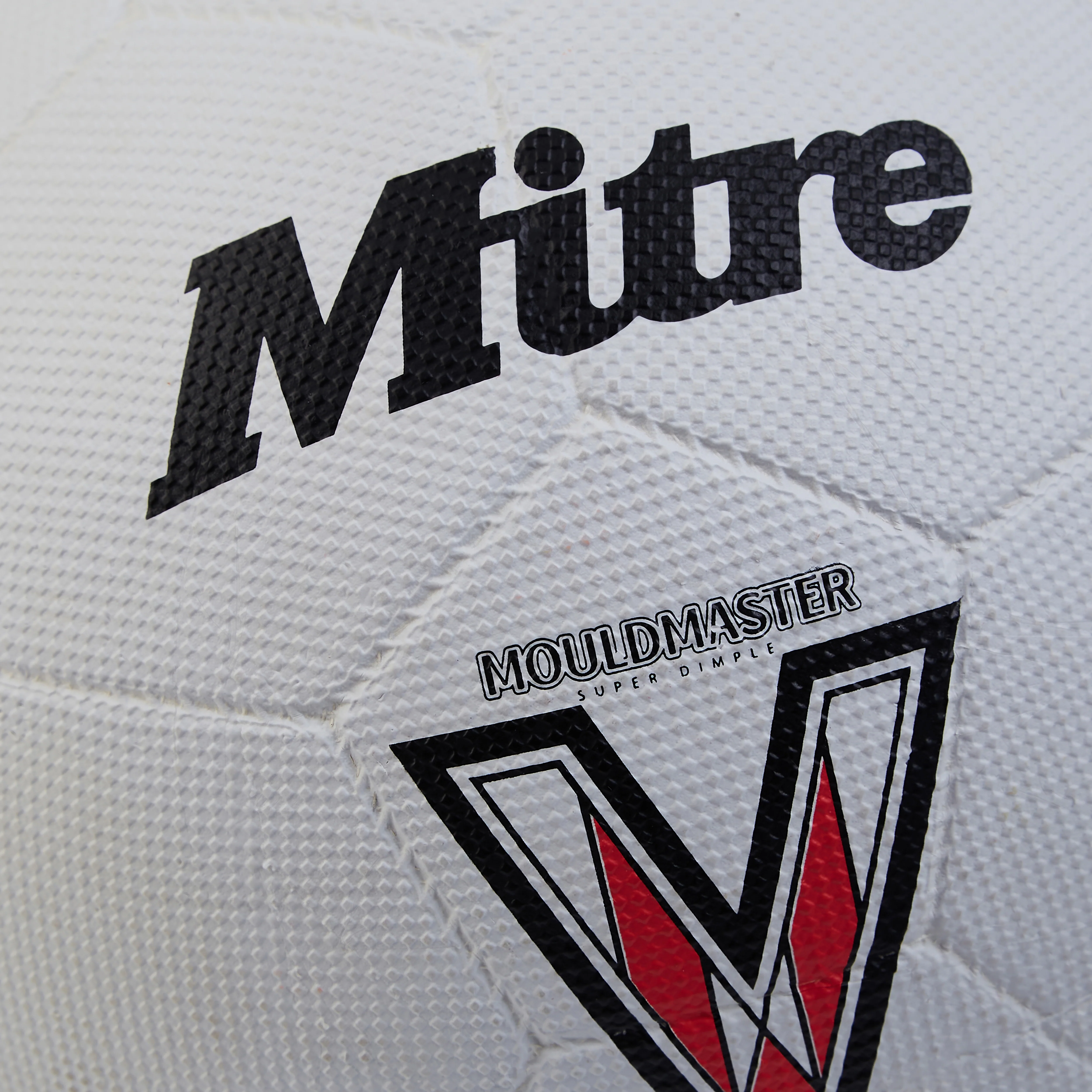 Super Dimple Football White/Black - Image 4
