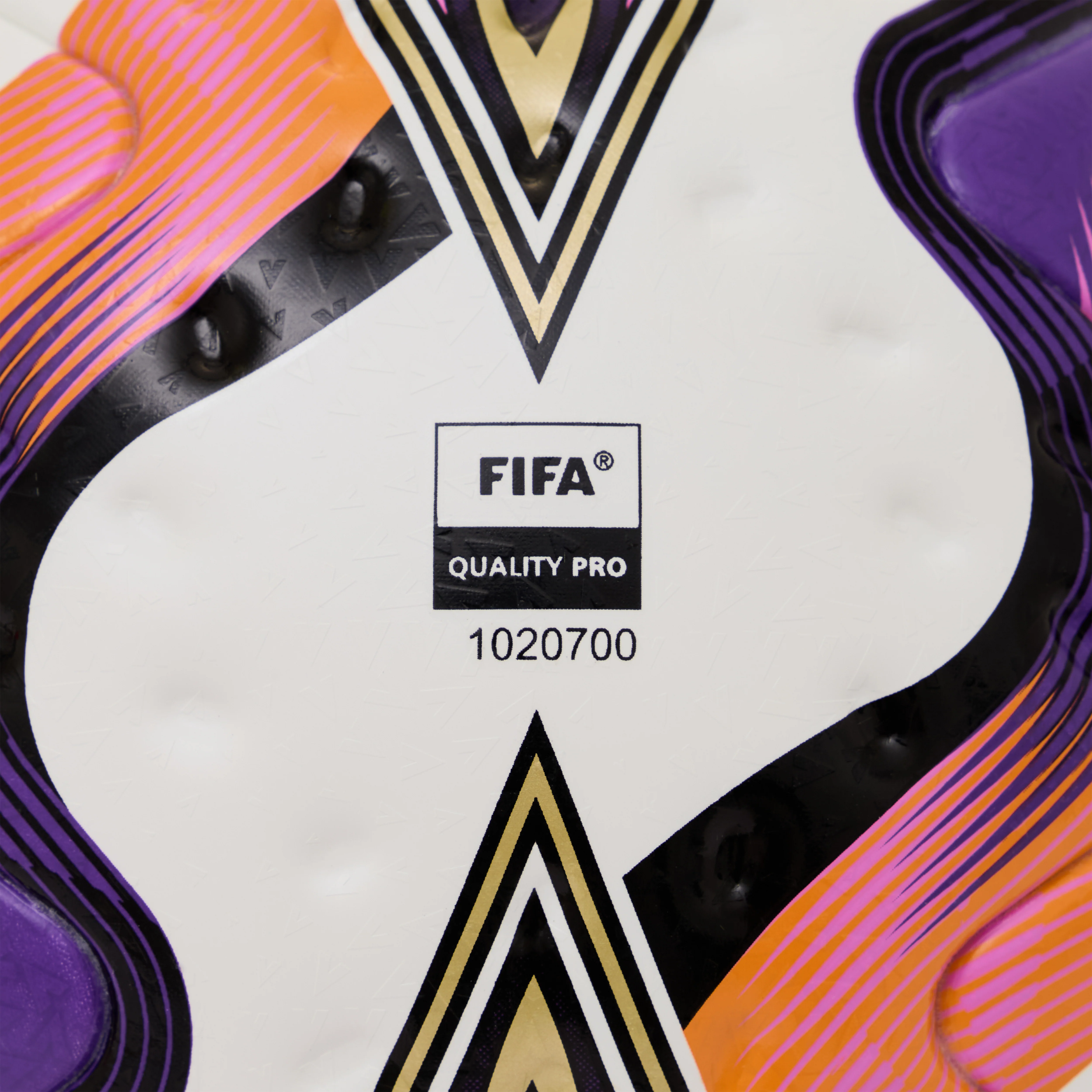Ultimax Pro 26 Football White/Orange/Purple - Image 4